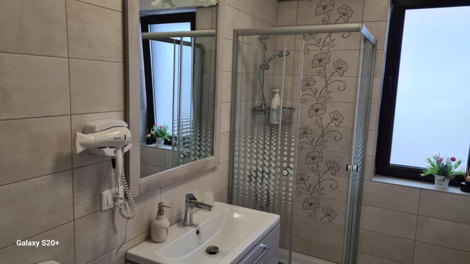 Apartament David Râmnicu Vâlcea Exterior foto